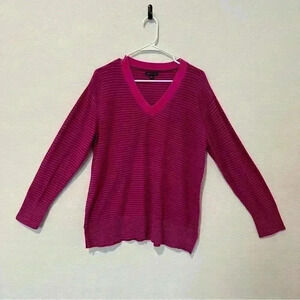 Tommy Hilfiger Long Sleeve V-neck Striped Sweater Size XL